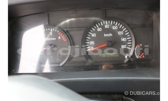 Acheter Import Voiture Isuzu Rodeo Blanc à Import - Dubai, Ali Sabieh Region