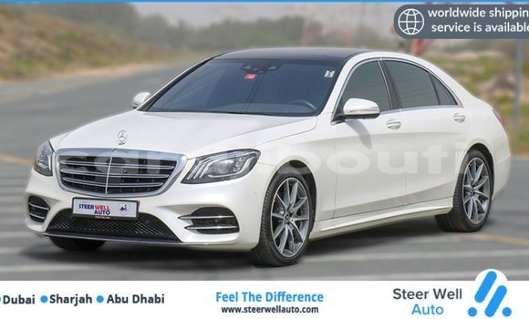 Acheter Import Voiture Mercedes-Benz 190 Blanc à Import - Dubai, Ali Sabieh Region Acheter Import Voiture Mercedes-Benz 190 Blanc à Import - Dubai, Ali Sabieh Region