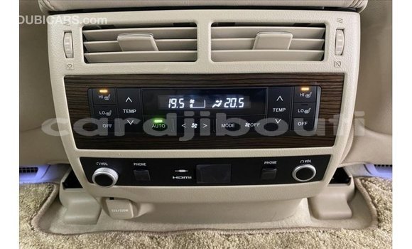 Acheter Import Voiture Toyota Land Cruiser Noir à Import - Dubai, Ali Sabieh Region Acheter Import Voiture Toyota Land Cruiser Noir à Import - Dubai, Ali Sabieh Region