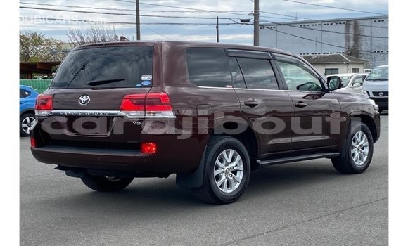 Buy Import Toyota Land Cruiser Red Car in Import - Dubai in Ali Sabieh Region Buy Import Toyota Land Cruiser Red Car in Import - Dubai in Ali Sabieh Region