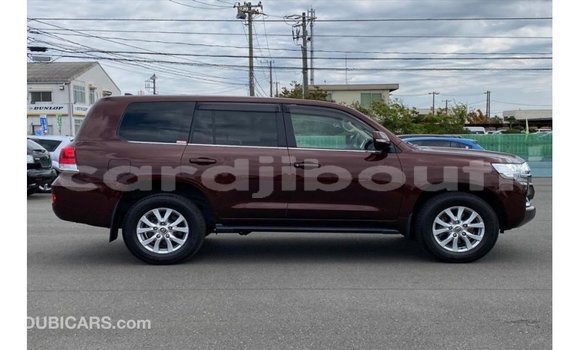 Buy Import Toyota Land Cruiser Red Car in Import - Dubai in Ali Sabieh Region Buy Import Toyota Land Cruiser Red Car in Import - Dubai in Ali Sabieh Region