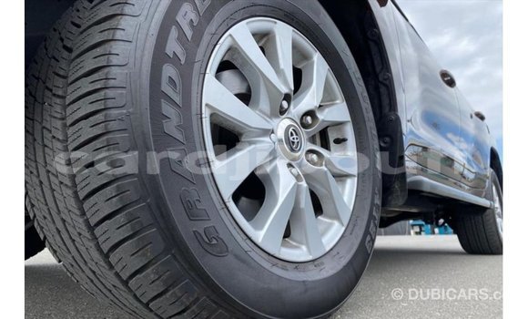Buy Import Toyota Land Cruiser Red Car in Import - Dubai in Ali Sabieh Region Buy Import Toyota Land Cruiser Red Car in Import - Dubai in Ali Sabieh Region