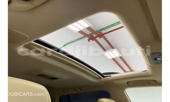 Acheter Import Voiture Toyota Land Cruiser Blanc à Import - Dubai, Ali Sabieh Region Acheter Import Voiture Toyota Land Cruiser Blanc à Import - Dubai, Ali Sabieh Region