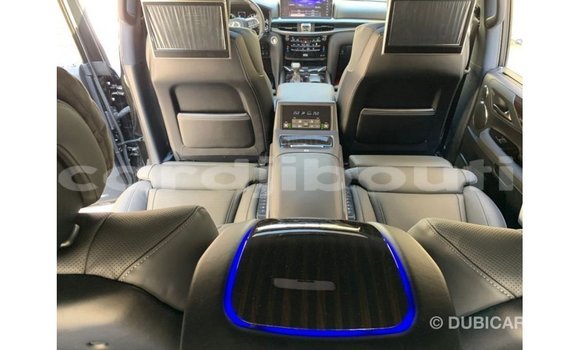 Acheter Import Voiture Lexus LX Noir à Import - Dubai, Ali Sabieh Region Acheter Import Voiture Lexus LX Noir à Import - Dubai, Ali Sabieh Region