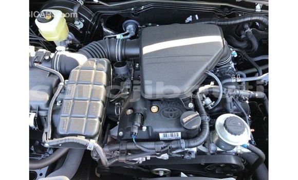 Acheter Import Voiture Toyota Prado Noir à Import - Dubai, Ali Sabieh Region Acheter Import Voiture Toyota Prado Noir à Import - Dubai, Ali Sabieh Region