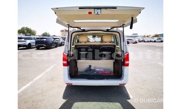 Buy Import Mercedes-Benz Vito White Car in Import - Dubai in Ali Sabieh Region Buy Import Mercedes-Benz Vito White Car in Import - Dubai in Ali Sabieh Region