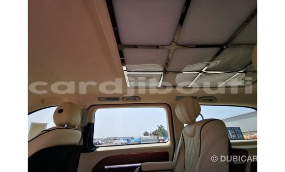 Buy Import Mercedes-Benz Vito White Car in Import - Dubai in Ali Sabieh Region Buy Import Mercedes-Benz Vito White Car in Import - Dubai in Ali Sabieh Region