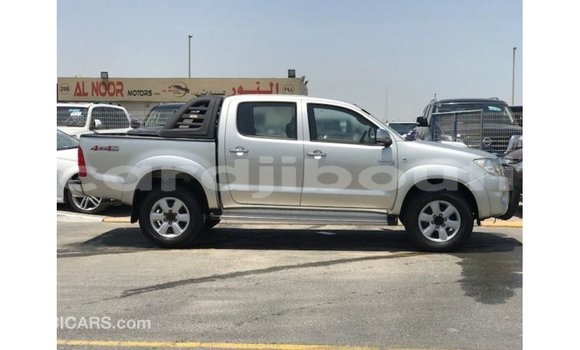 Acheter Import Voiture Toyota Hilux Autre à Import - Dubai, Ali Sabieh Region Acheter Import Voiture Toyota Hilux Autre à Import - Dubai, Ali Sabieh Region