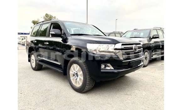 Acheter Import Voiture Toyota Land Cruiser Noir à Import - Dubai, Ali Sabieh Region Acheter Import Voiture Toyota Land Cruiser Noir à Import - Dubai, Ali Sabieh Region