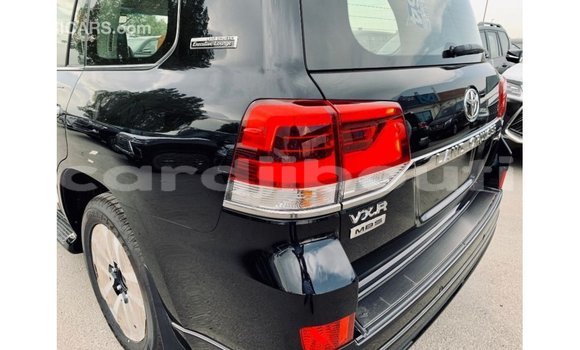 Acheter Import Voiture Toyota Land Cruiser Noir à Import - Dubai, Ali Sabieh Region Acheter Import Voiture Toyota Land Cruiser Noir à Import - Dubai, Ali Sabieh Region