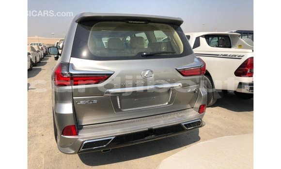 Acheter Import Voiture Lexus LX Autre à Import - Dubai, Ali Sabieh Region Acheter Import Voiture Lexus LX Autre à Import - Dubai, Ali Sabieh Region