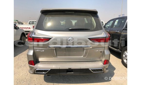 Acheter Import Voiture Lexus LX Autre à Import - Dubai, Ali Sabieh Region Acheter Import Voiture Lexus LX Autre à Import - Dubai, Ali Sabieh Region