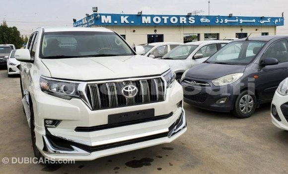 Buy Import Toyota Prado White Car in Import - Dubai in Ali Sabieh Region Buy Import Toyota Prado White Car in Import - Dubai in Ali Sabieh Region