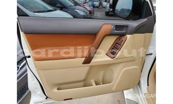 Buy Import Toyota Prado White Car in Import - Dubai in Ali Sabieh Region Buy Import Toyota Prado White Car in Import - Dubai in Ali Sabieh Region