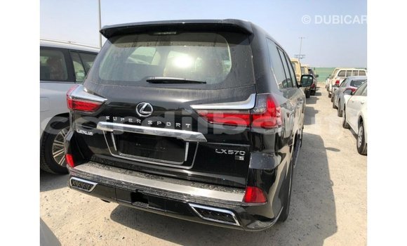 Acheter Import Voiture Lexus LX Noir à Import - Dubai, Ali Sabieh Region Acheter Import Voiture Lexus LX Noir à Import - Dubai, Ali Sabieh Region