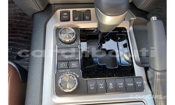 Acheter Import Voiture Toyota Land Cruiser Noir à Import - Dubai, Ali Sabieh Region Acheter Import Voiture Toyota Land Cruiser Noir à Import - Dubai, Ali Sabieh Region