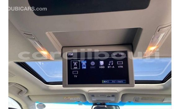 Acheter Import Voiture Toyota Land Cruiser Noir à Import - Dubai, Ali Sabieh Region Acheter Import Voiture Toyota Land Cruiser Noir à Import - Dubai, Ali Sabieh Region