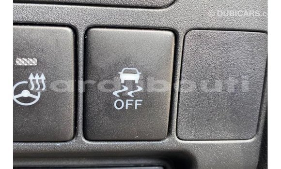 Acheter Import Voiture Toyota Land Cruiser Noir à Import - Dubai, Ali Sabieh Region Acheter Import Voiture Toyota Land Cruiser Noir à Import - Dubai, Ali Sabieh Region