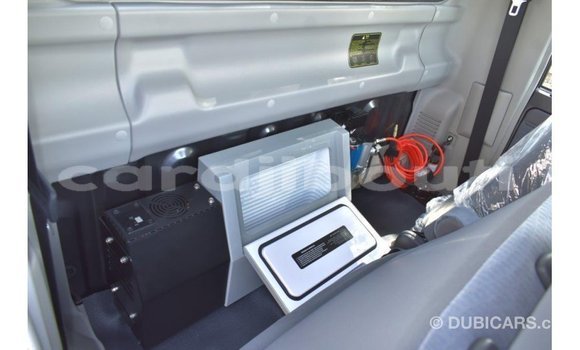 Acheter Import Voiture Toyota Land Cruiser Autre à Import - Dubai, Ali Sabieh Region Acheter Import Voiture Toyota Land Cruiser Autre à Import - Dubai, Ali Sabieh Region