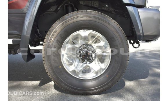 Acheter Import Voiture Toyota Land Cruiser Autre à Import - Dubai, Ali Sabieh Region Acheter Import Voiture Toyota Land Cruiser Autre à Import - Dubai, Ali Sabieh Region