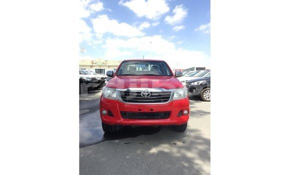 Buy Import Toyota Hilux Red Car in Import - Dubai in Ali Sabieh Region Buy Import Toyota Hilux Red Car in Import - Dubai in Ali Sabieh Region