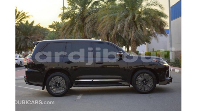 Big with watermark lexus lx ali sabieh region import dubai 3399