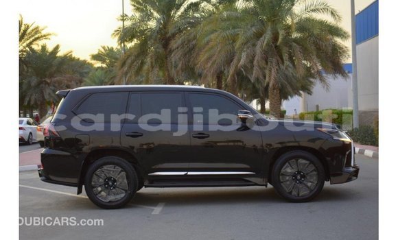 Acheter Import Voiture Lexus LX Noir à Import - Dubai, Ali Sabieh Region Acheter Import Voiture Lexus LX Noir à Import - Dubai, Ali Sabieh Region