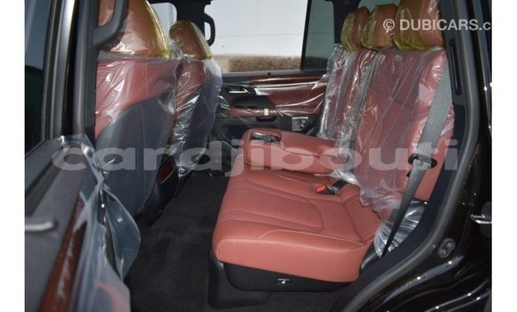 Acheter Import Voiture Lexus LX Noir à Import - Dubai, Ali Sabieh Region Acheter Import Voiture Lexus LX Noir à Import - Dubai, Ali Sabieh Region