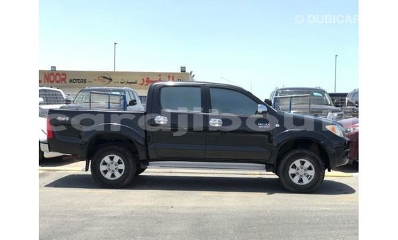 Acheter Import Voiture Toyota Hilux Noir à Import - Dubai, Ali Sabieh Region Acheter Import Voiture Toyota Hilux Noir à Import - Dubai, Ali Sabieh Region