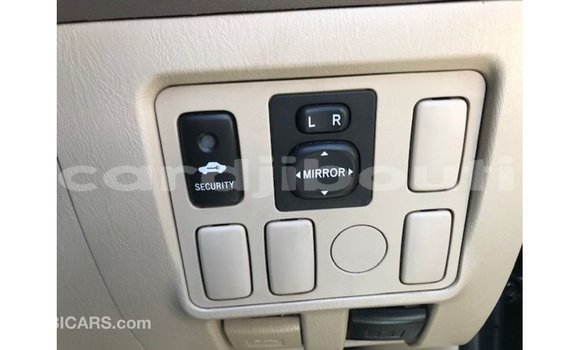 Acheter Import Voiture Toyota Hilux Noir à Import - Dubai, Ali Sabieh Region Acheter Import Voiture Toyota Hilux Noir à Import - Dubai, Ali Sabieh Region