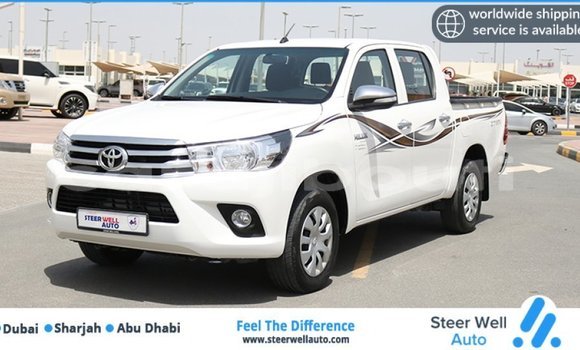 Acheter Import Voiture Toyota Hilux Blanc à Import - Dubai, Ali Sabieh Region Acheter Import Voiture Toyota Hilux Blanc à Import - Dubai, Ali Sabieh Region