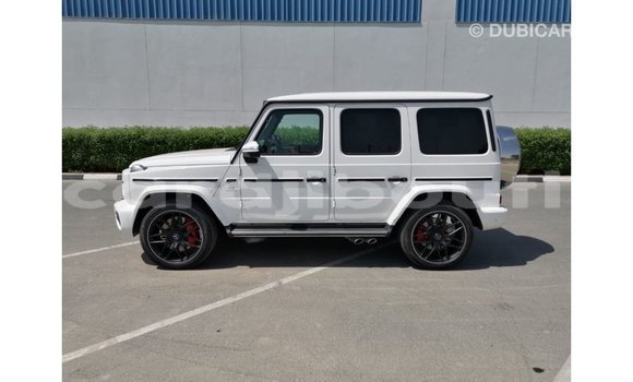 Buy Import Mercedes-Benz 190 White Car in Import - Dubai in Ali Sabieh Region Buy Import Mercedes-Benz 190 White Car in Import - Dubai in Ali Sabieh Region