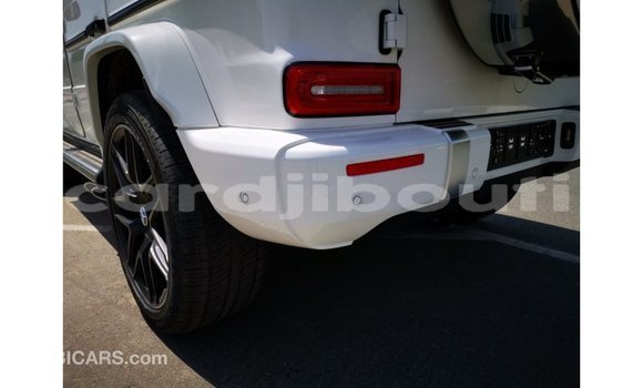 Buy Import Mercedes-Benz 190 White Car in Import - Dubai in Ali Sabieh Region Buy Import Mercedes-Benz 190 White Car in Import - Dubai in Ali Sabieh Region