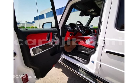 Buy Import Mercedes-Benz 190 White Car in Import - Dubai in Ali Sabieh Region Buy Import Mercedes-Benz 190 White Car in Import - Dubai in Ali Sabieh Region