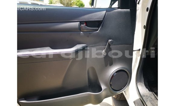 Buy Import Toyota Hilux White Car in Import - Dubai in Ali Sabieh Region Buy Import Toyota Hilux White Car in Import - Dubai in Ali Sabieh Region