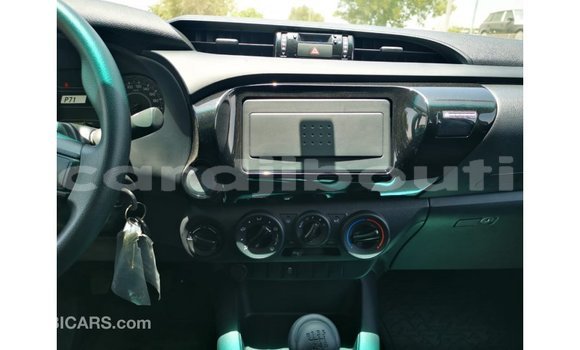 Buy Import Toyota Hilux White Car in Import - Dubai in Ali Sabieh Region Buy Import Toyota Hilux White Car in Import - Dubai in Ali Sabieh Region