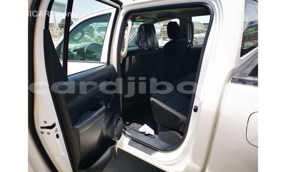 Buy Import Toyota Hilux White Car in Import - Dubai in Ali Sabieh Region Buy Import Toyota Hilux White Car in Import - Dubai in Ali Sabieh Region