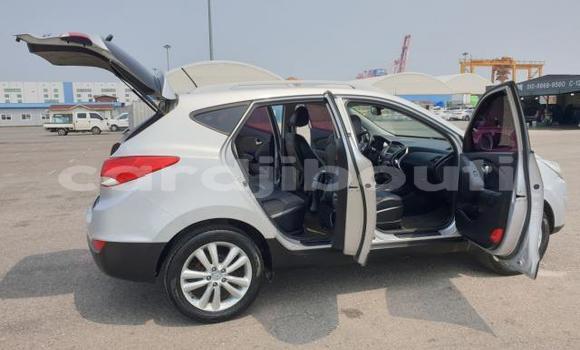Acheter Occasion Voiture Hyundai Tucson Gris à Djibouti, Djibouti Region Acheter Occasion Voiture Hyundai Tucson Gris à Djibouti, Djibouti Region