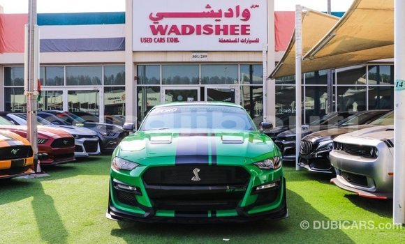 Acheter Import Voiture Ford Mustang Vert à Import - Dubai, Ali Sabieh Region Acheter Import Voiture Ford Mustang Vert à Import - Dubai, Ali Sabieh Region