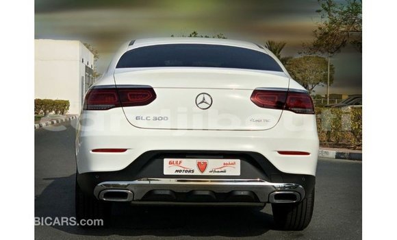 Acheter Import Voiture Mercedes-Benz GLC Blanc à Import - Dubai, Ali Sabieh Region Acheter Import Voiture Mercedes-Benz GLC Blanc à Import - Dubai, Ali Sabieh Region
