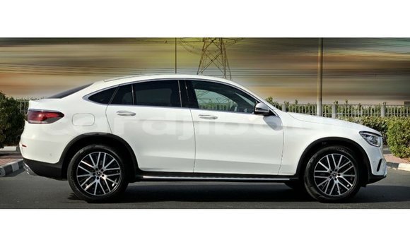 Acheter Import Voiture Mercedes-Benz GLC Blanc à Import - Dubai, Ali Sabieh Region Acheter Import Voiture Mercedes-Benz GLC Blanc à Import - Dubai, Ali Sabieh Region