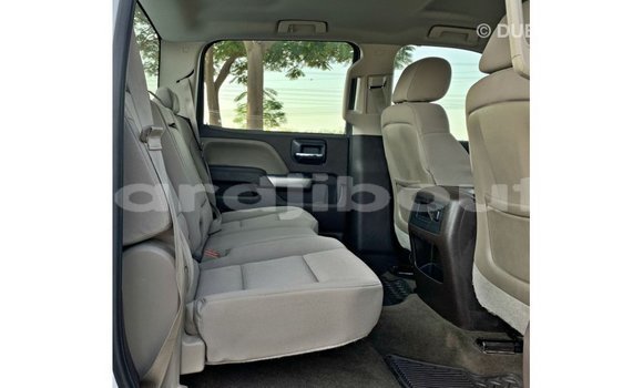 Buy Import Chevrolet Silverado White Car in Import - Dubai in Ali Sabieh Region Buy Import Chevrolet Silverado White Car in Import - Dubai in Ali Sabieh Region