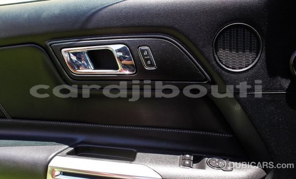 Acheter Import Voiture Ford Mustang Rouge à Import - Dubai, Ali Sabieh Region Acheter Import Voiture Ford Mustang Rouge à Import - Dubai, Ali Sabieh Region