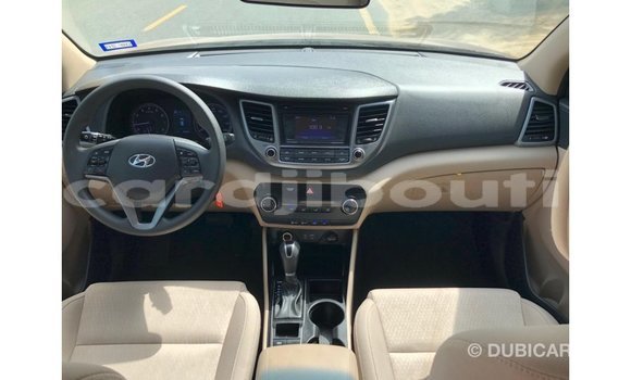 Buy Import Hyundai Tucson Red Car in Import - Dubai in Ali Sabieh Region Buy Import Hyundai Tucson Red Car in Import - Dubai in Ali Sabieh Region