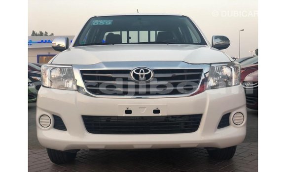 Buy Import Toyota Hilux White Car in Import - Dubai in Ali Sabieh Region Buy Import Toyota Hilux White Car in Import - Dubai in Ali Sabieh Region