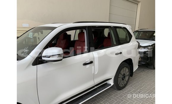 Acheter Import Voiture Lexus LX Blanc à Import - Dubai, Ali Sabieh Region Acheter Import Voiture Lexus LX Blanc à Import - Dubai, Ali Sabieh Region