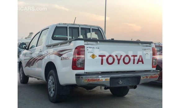 Buy Import Toyota Hilux White Car in Import - Dubai in Ali Sabieh Region Buy Import Toyota Hilux White Car in Import - Dubai in Ali Sabieh Region