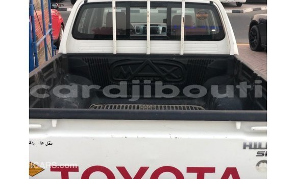 Buy Import Toyota Hilux White Car in Import - Dubai in Ali Sabieh Region Buy Import Toyota Hilux White Car in Import - Dubai in Ali Sabieh Region