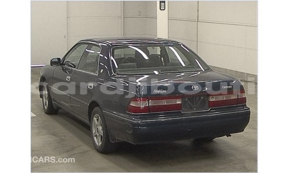 Buy Import Toyota Crown Blue Car in Import - Dubai in Ali Sabieh Region Buy Import Toyota Crown Blue Car in Import - Dubai in Ali Sabieh Region