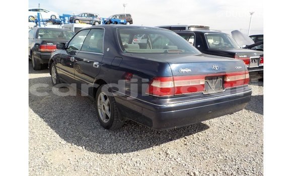 Buy Import Toyota Crown Blue Car in Import - Dubai in Ali Sabieh Region Buy Import Toyota Crown Blue Car in Import - Dubai in Ali Sabieh Region